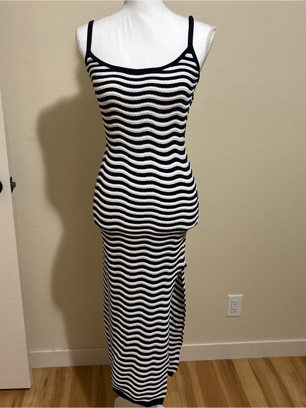 Commense Black and White Striped Knit Midi Dress